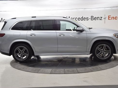 Used 2025 Mercedes-Benz GLS 450 GLS 450 image 7