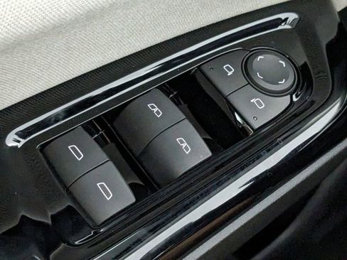 New 2026 Honda Prologue EX image 9