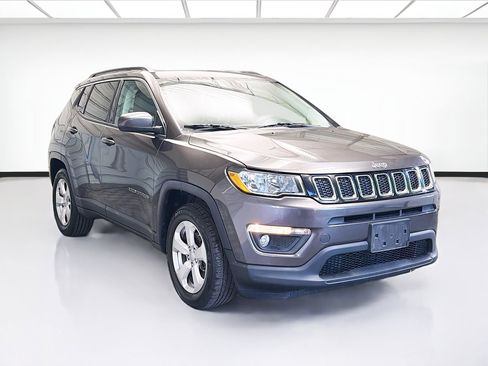Used 2018 Jeep Compass Latitude w/ Popular Equipment Group image 3