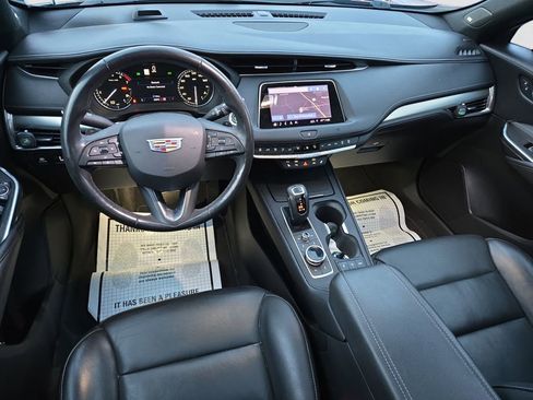 Used 2019 Cadillac XT4 Premium Luxury w/ Cold Weather Package image 11