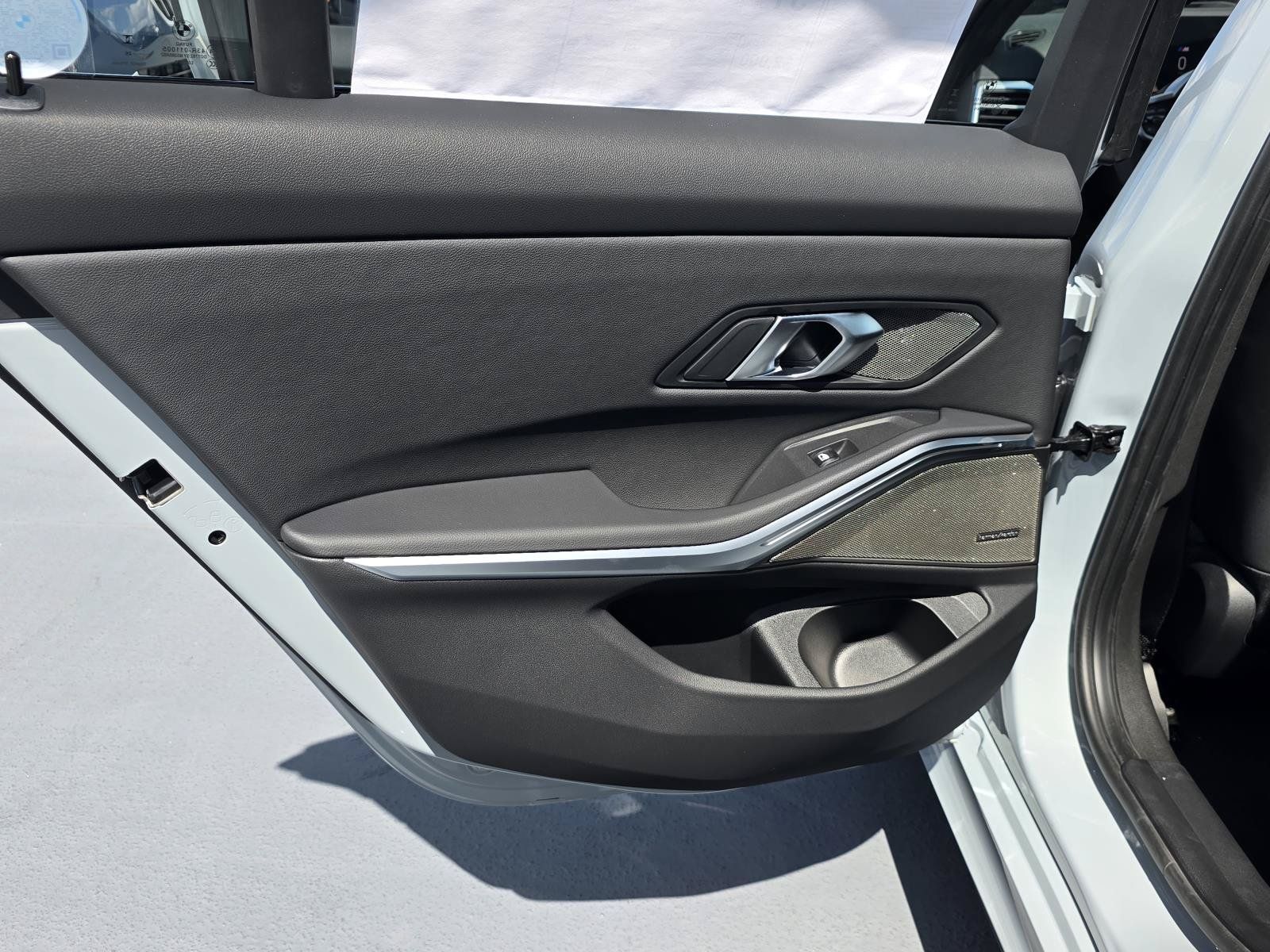 New 2026 BMW 330i Sedan w/ M Sport Package RWD image 9