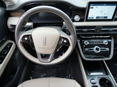 Used 2022 Lincoln Corsair Reserve w/ Elements Package image 22