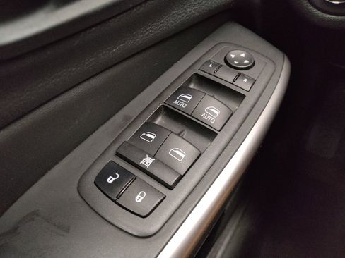 Used 2022 Jeep Cherokee Latitude Lux AWD/4WD image 27