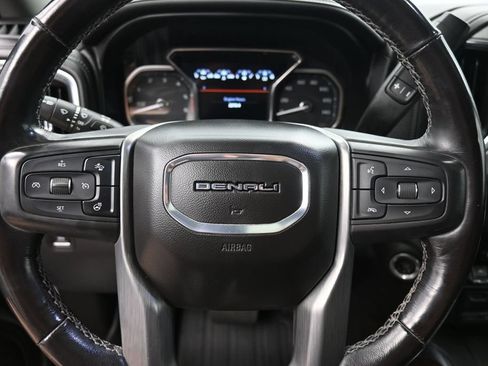 Used 2020 GMC Sierra 1500 Denali w/ Denali Ultimate Package AWD/4WD image 17