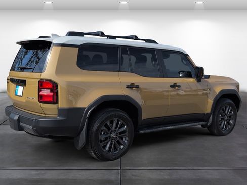 Used 2024 Toyota Land Cruiser w/ Premium Package image 5