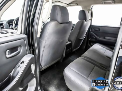 Used 2022 Nissan Frontier S w/ Technology Package image 32