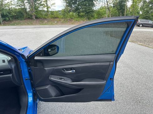 Used 2021 Nissan Sentra SV FWD image 22