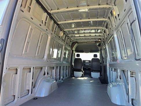 New 2026 Mercedes-Benz Sprinter 2500 image 19