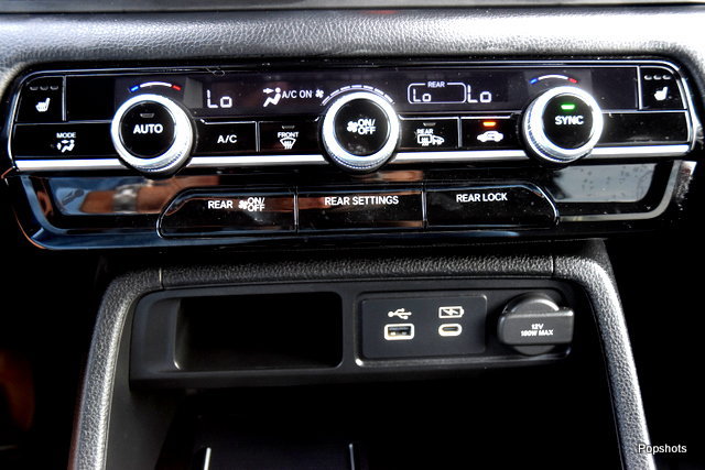 Certified 2025 Honda Pilot EX-L image 18