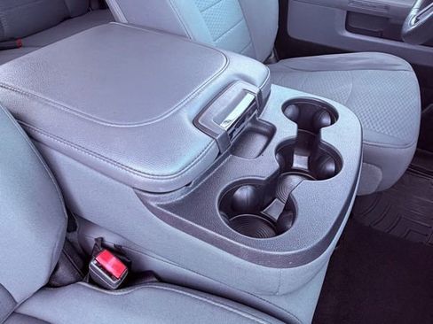 Used 2014 RAM 1500 Classic SLT RWD image 18
