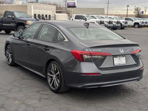 Used 2023 Honda Civic Touring image 8