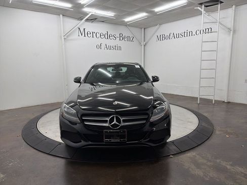 Used 2018 Mercedes-Benz C 300 Sedan image 2