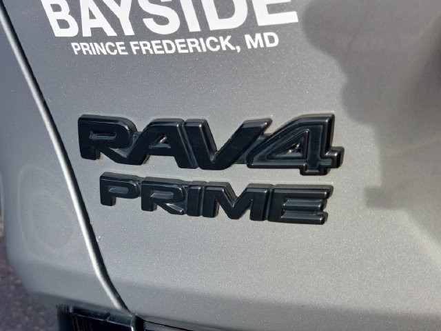 Used 2021 Toyota RAV4 SE w/ Weather & Moonroof Package AWD/4WD image 42