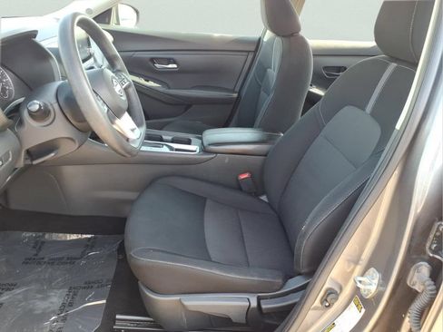 Used 2024 Nissan Sentra SV FWD image 22