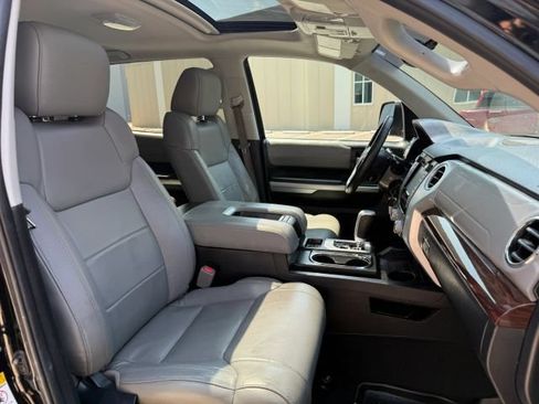 Used 2016 Toyota Tundra Limited w/ Limited Premium Package AWD/4WD image 24
