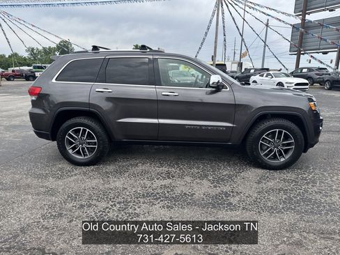 Used 2019 Jeep Grand Cherokee Limited AWD/4WD image 5