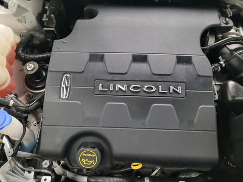 Used 2016 Lincoln MKX Reserve FWD image 30