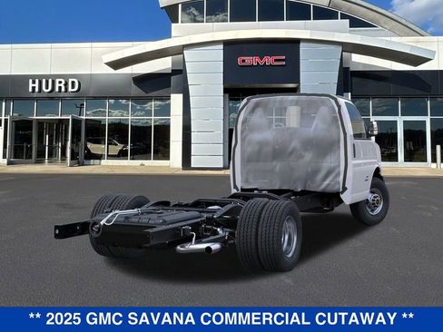 New 2025 GMC Savana 4500 w/ Power Convenience Package image 5