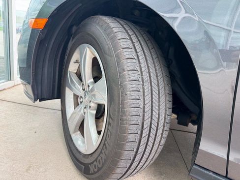 Used 2019 Honda Odyssey EX image 26
