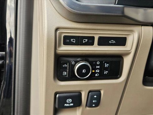 Used 2024 Ford F150 Platinum w/ Equipment Group 703A Plus AWD/4WD image 21