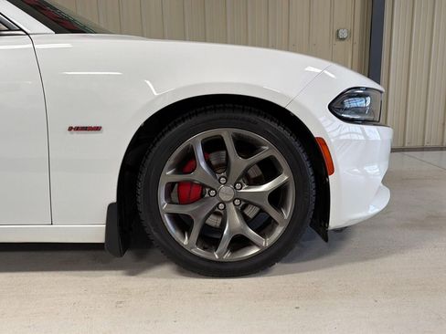Used 2015 Dodge Charger R/T w/ Plus Group image 25