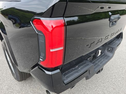 New 2026 Toyota Tacoma SR5 RWD image 31