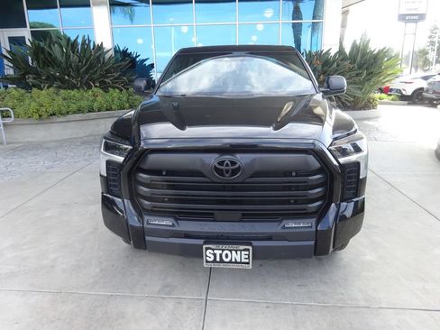 Used 2025 Toyota Tundra SR5 AWD/4WD image 2