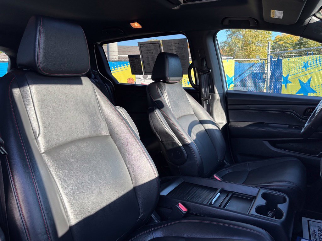 Used 2023 Honda Odyssey Sport image 18