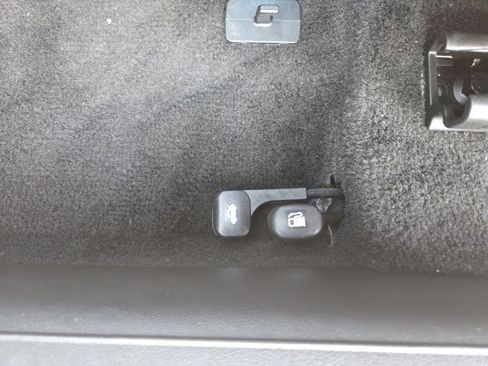 Used 2025 Hyundai Elantra Sport image 10