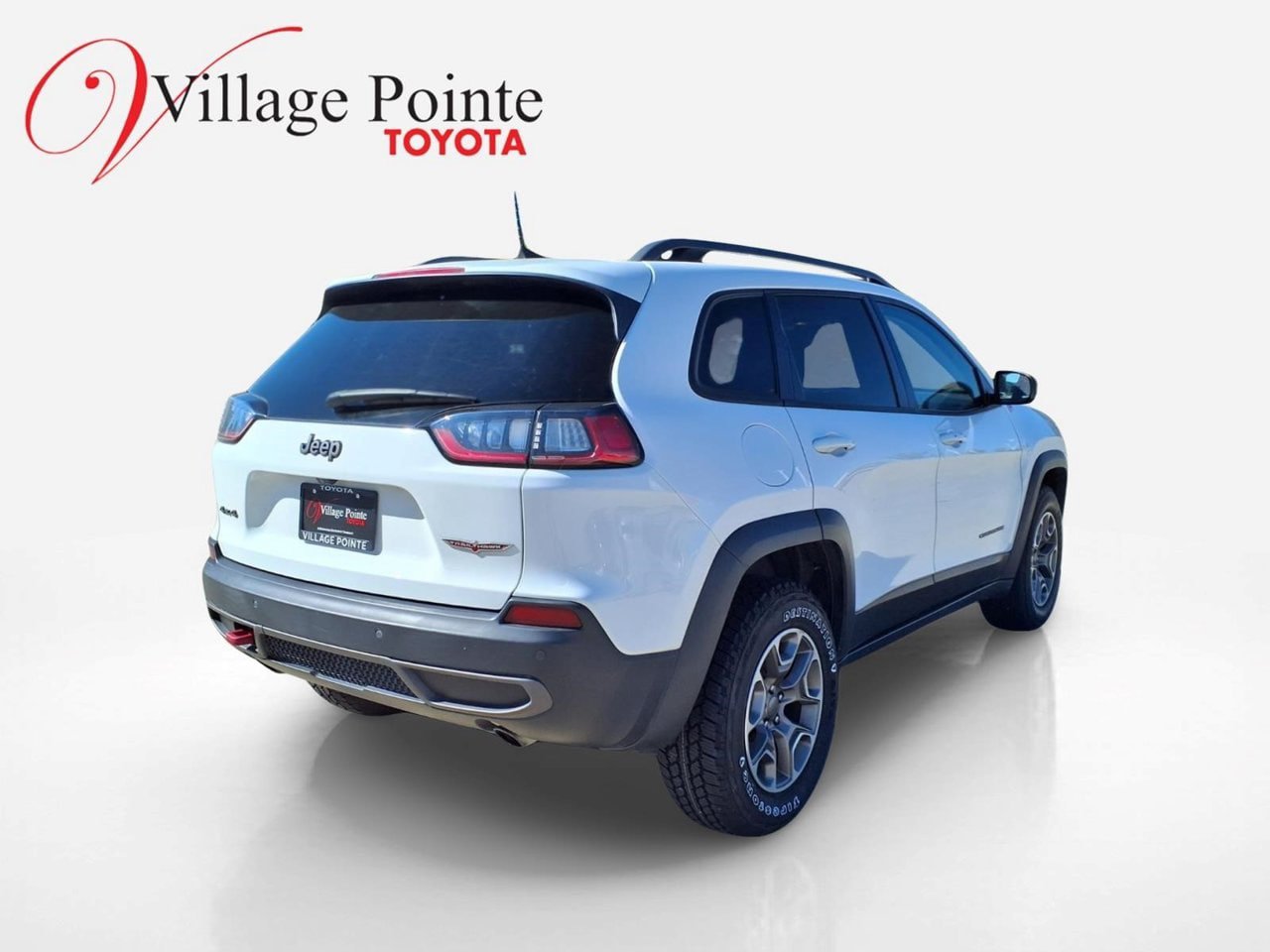 Used 2020 Jeep Cherokee Trailhawk w/ Cold Weather Group AWD/4WD image 6