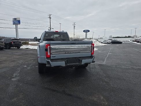 Used 2024 Ford F350 Platinum image 11