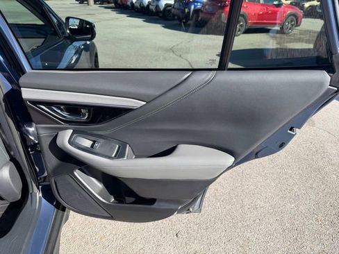 Used 2025 Subaru Outback Onyx Edition w/ Popular Package #2 image 13