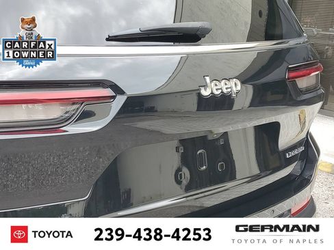 Used 2023 Jeep Grand Cherokee L Laredo RWD image 17
