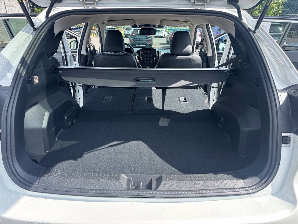 Used 2025 Subaru Crosstrek 2.5i Limited w/ Crosstrek Mirror Package AWD/4WD image 16