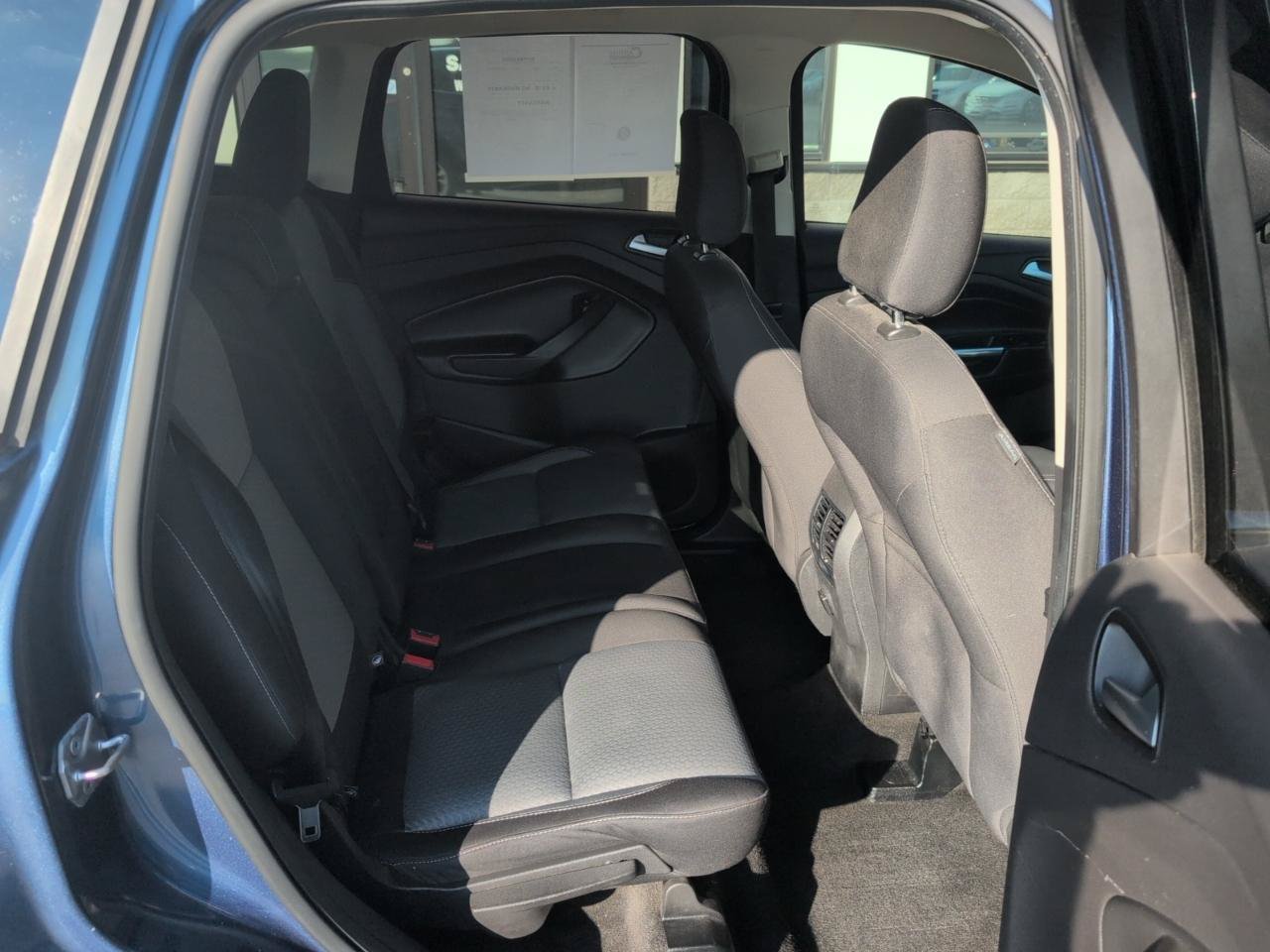 Used 2018 Ford Escape SE AWD/4WD image 12