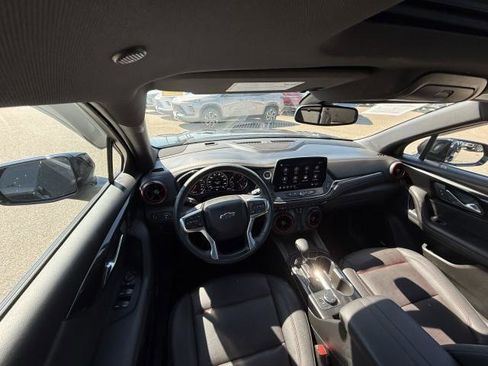 Used 2024 Chevrolet Blazer RS w/ Enhanced Convenience Package image 19