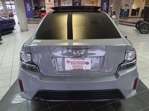 Used 2014 Scion tC image 7