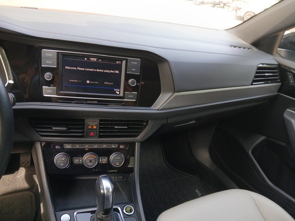 Used 2021 Volkswagen Jetta R-Line w/ R-Line Cold Weather Package FWD image 18