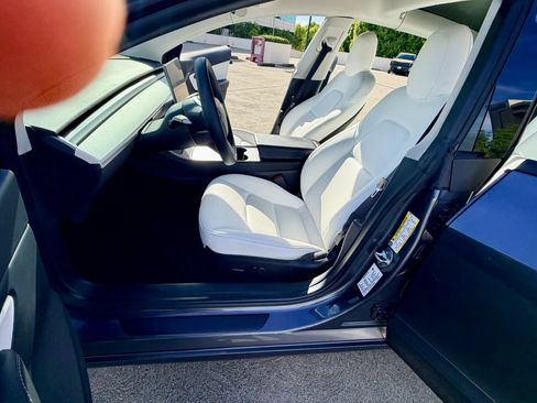 Used 2021 Tesla Model 3 Long Range AWD/4WD image 22