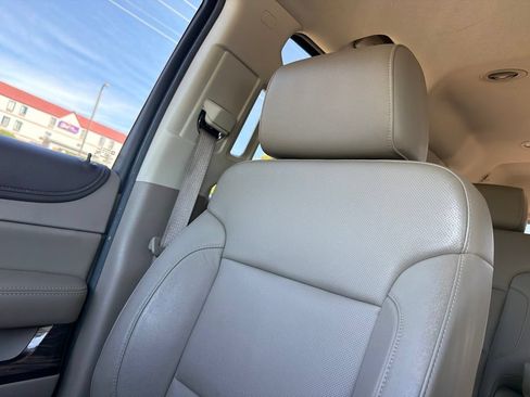 Used 2016 GMC Yukon SLT w/ Open Road Package RWD image 22