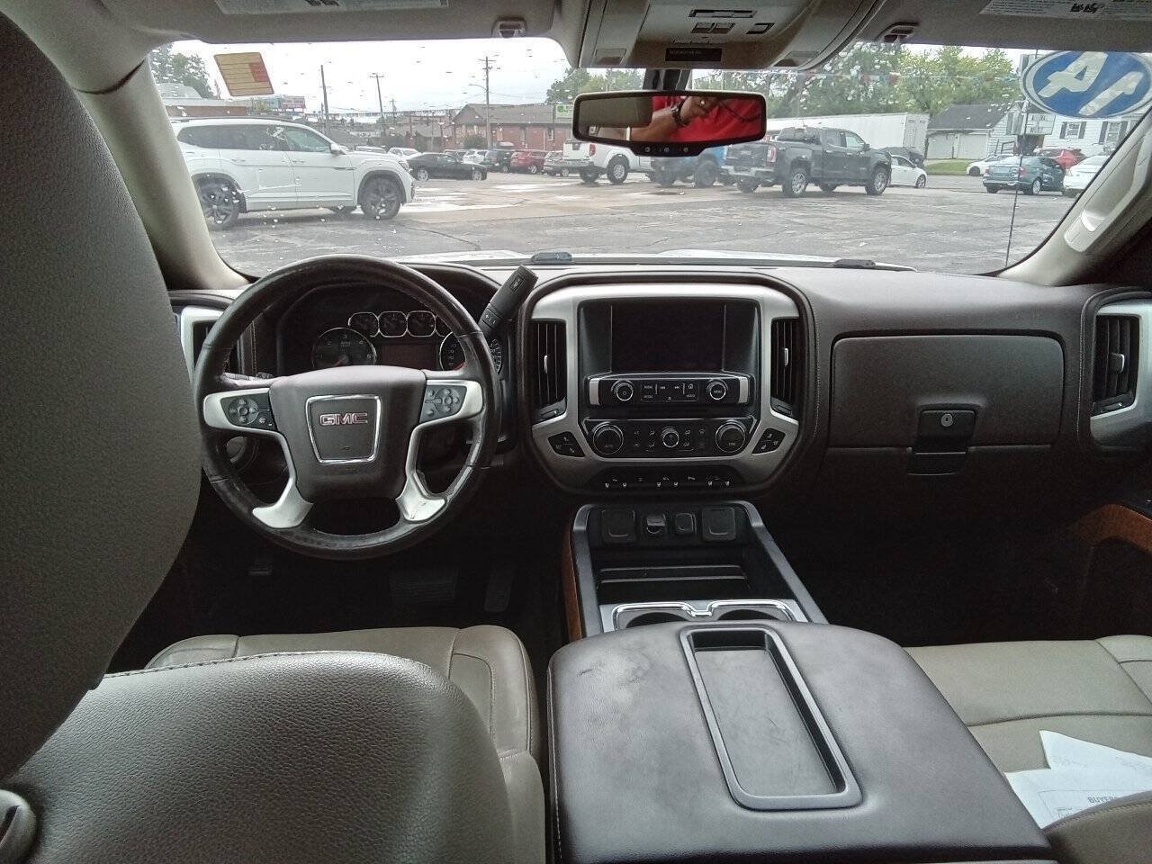 Used 2014 GMC Sierra 1500 SLT w/ SLT Preferred Package AWD/4WD image 13