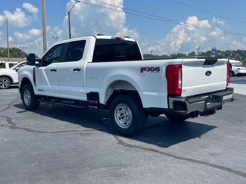 Used 2024 Ford F250 XL w/ FX4 Off-Road Package image 5