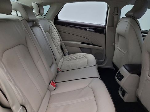 Used 2017 Ford Fusion Platinum image 19