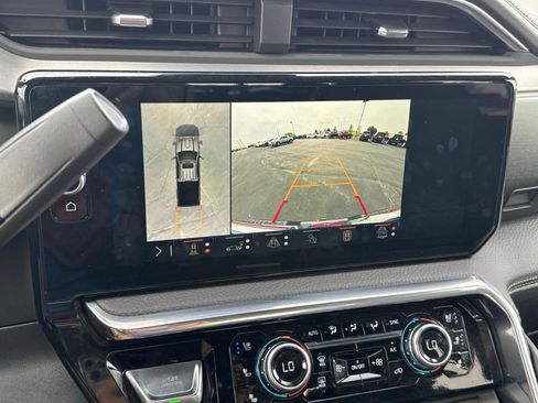 Used 2025 GMC Sierra 2500 Denali w/ Technology Package AWD/4WD image 15