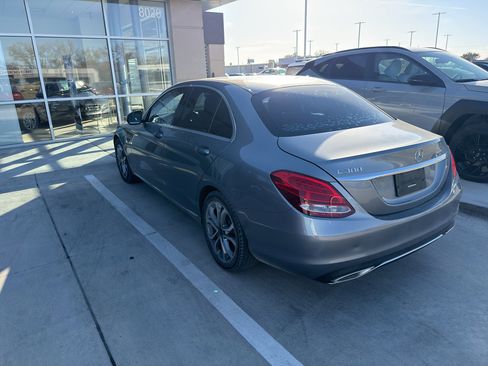 Used 2016 Mercedes-Benz C 300 Sedan image 3
