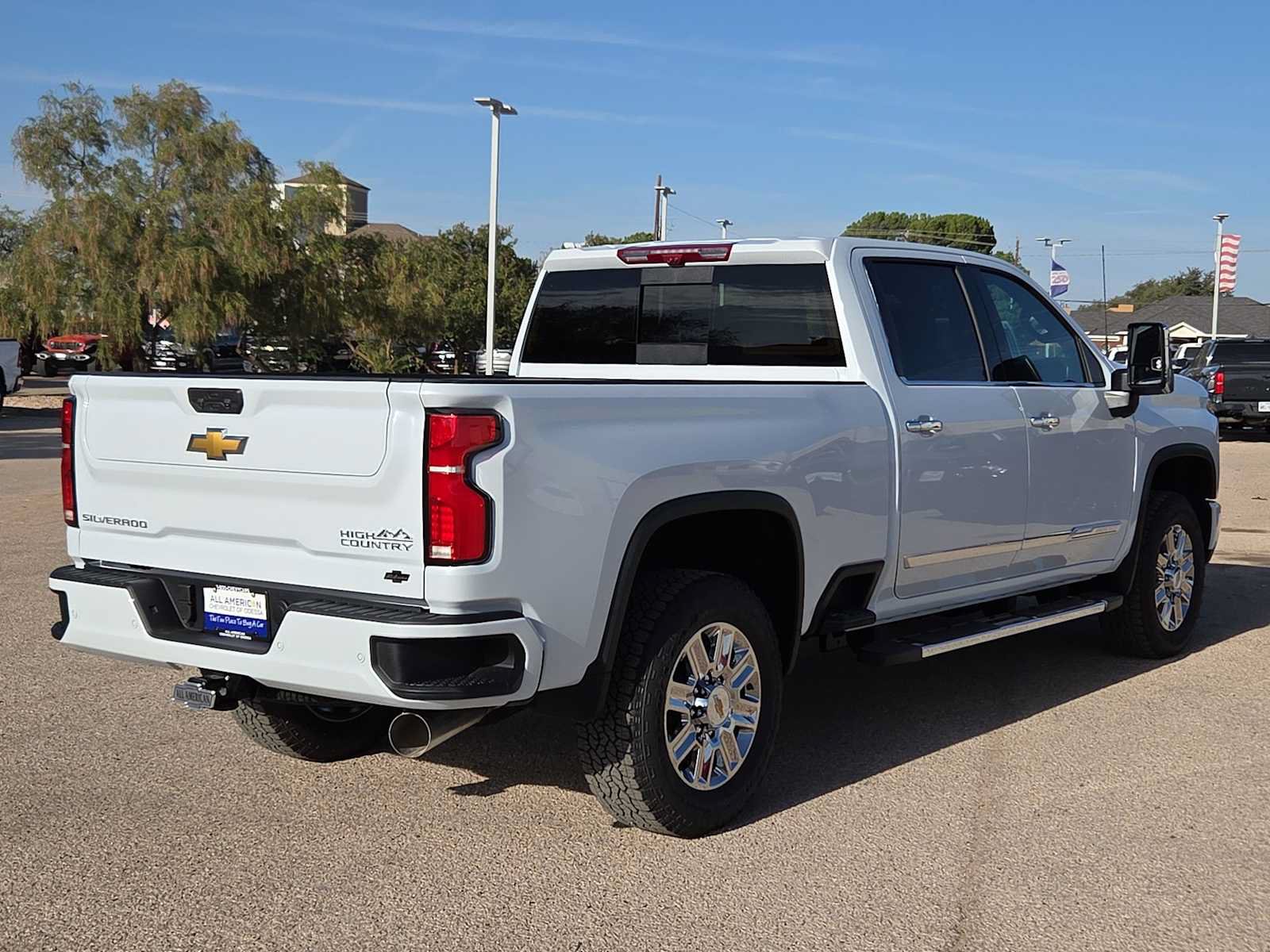 New 2026 Chevrolet Silverado 2500 High Country w/ High Country Premium Package AWD/4WD image 8