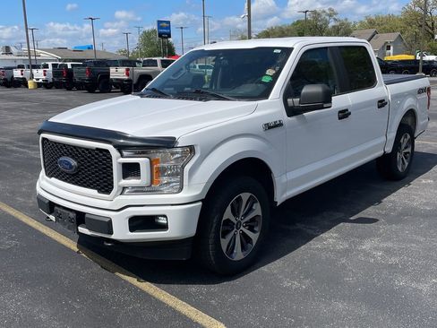 Used 2019 Ford F150 XL w/ Equipment Group 101A Mid AWD/4WD image 4