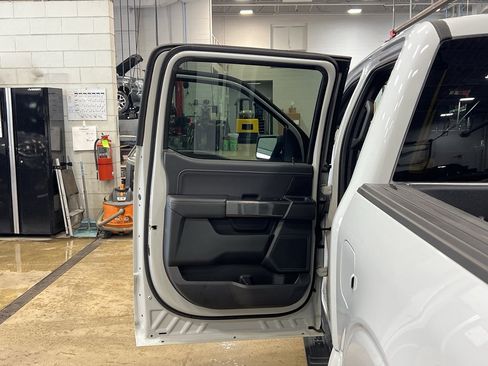 Used 2023 Ford F150 XLT w/ Equipment Group 302A High image 33