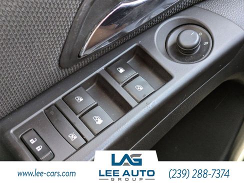 Used 2016 Chevrolet Cruze LT w/ Technology Package image 16