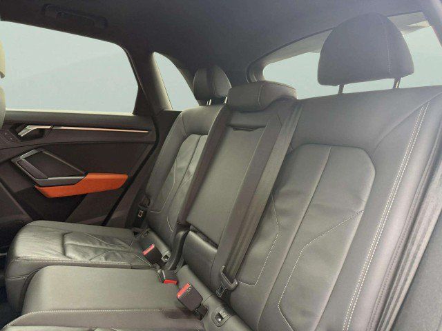 Used 2019 Audi Q3 2.0T Premium Plus w/ Premium Plus Package AWD/4WD image 22